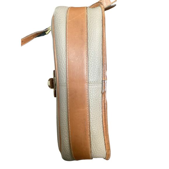 Vintage Dooney &Bourke Crossbody Women’s 1Size Pebbled Leather Flap Oner Closure - Picture 8 of 9